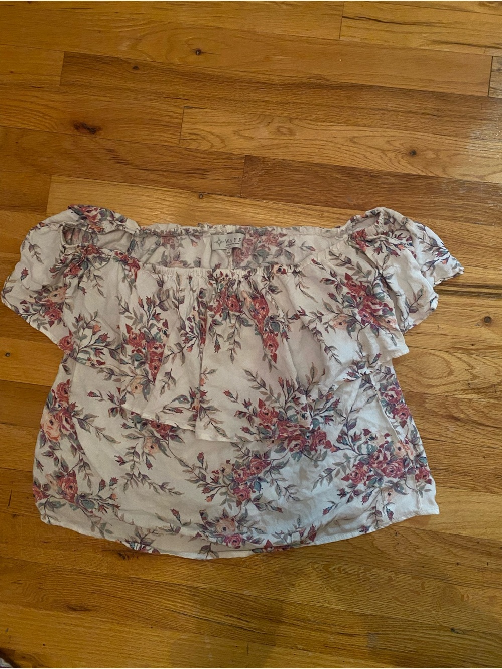Wayf Floral Off-Shoulder Blouse in Cream and Pink